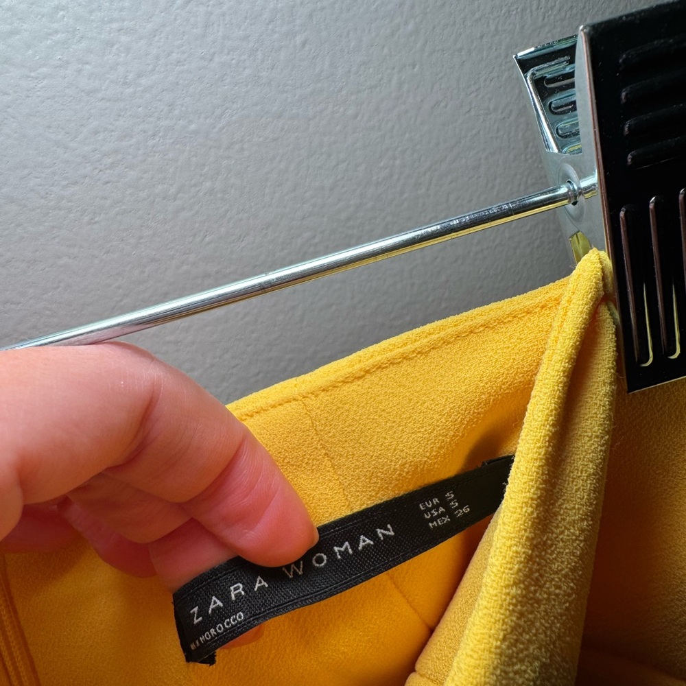 Zara Yellow Layered Ruffle Skort - Picture 3 of 3